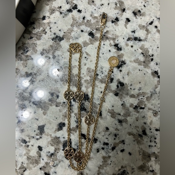 Tory Burch Logo Station Necklace - Picture 6 of 8